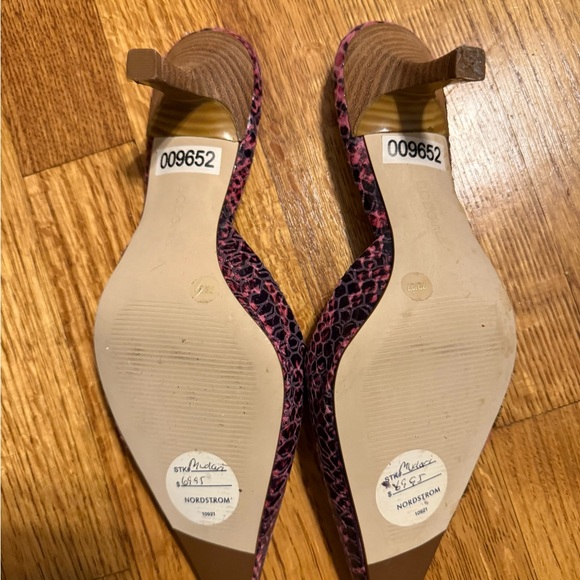 BCBGirls Pink & Black Animal Print Heels/Kitten Heels/Mule. Size 7. - Picture 4 of 6